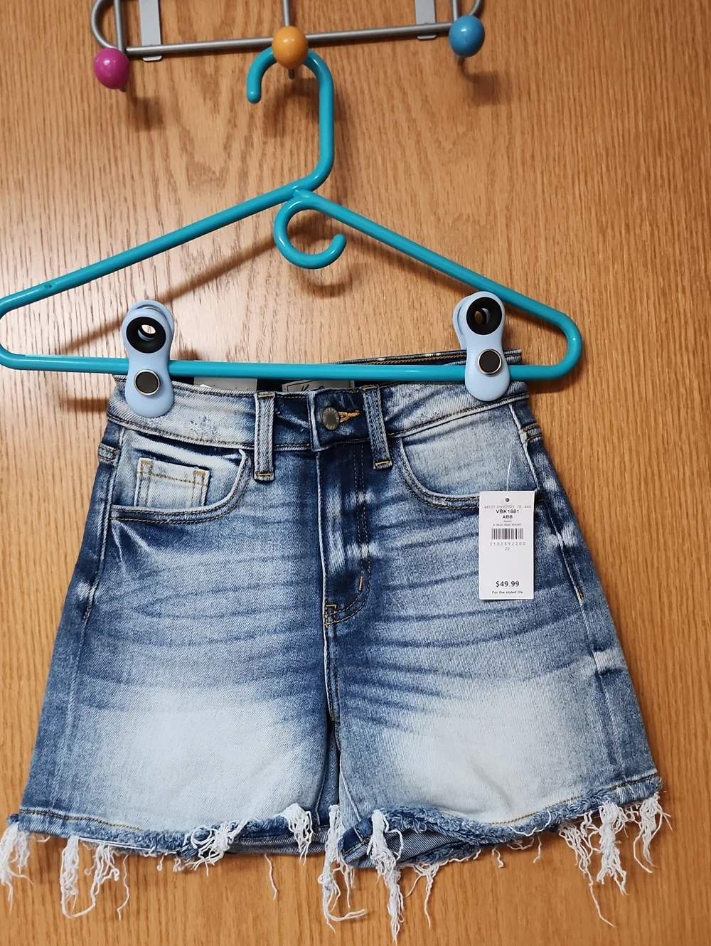 Kancan Women's Light Blue Denim Shorts 22 nwt number 2082